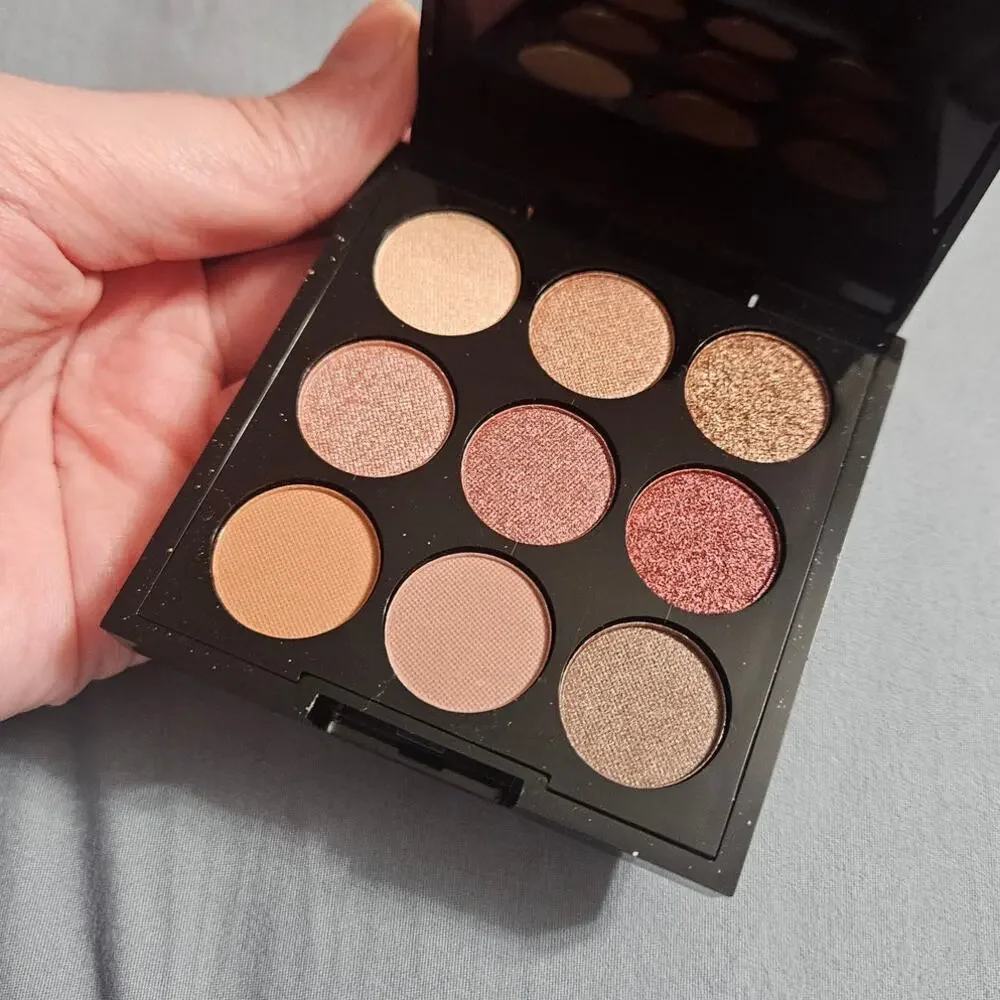 STYL Eaton Square Eyeshadow Palette ~ Paraben Free ~ Vitamin E ~ Mineral Base